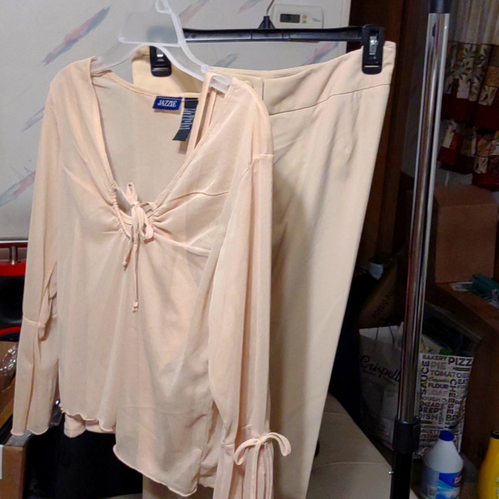 Beige 2 pcs JAZZIE Top